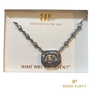 Bomb Party The Lyra Necklace April 2026 - NK17677
